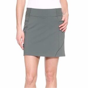 Athleta EUC Excursion Skort Jasper Green Mini Skort Medium